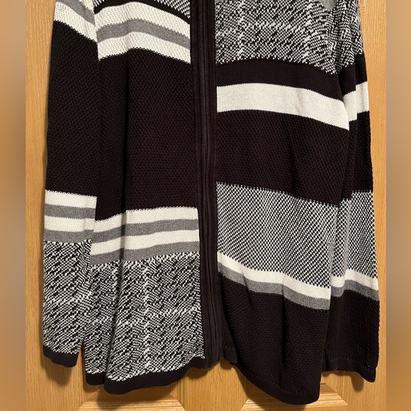 CJ Banks Black and White Zip Up Sweater - Picture 8 of 8